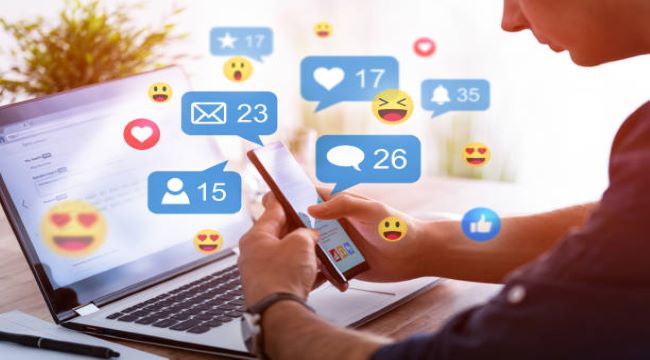 La télévision à l’heure des réseaux sociaux
