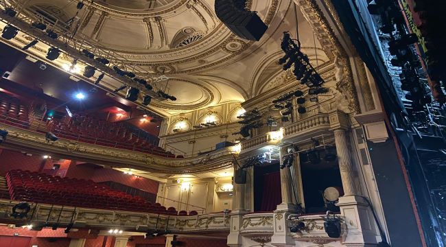 Le Théâtre Mogador : un succès hors du temps