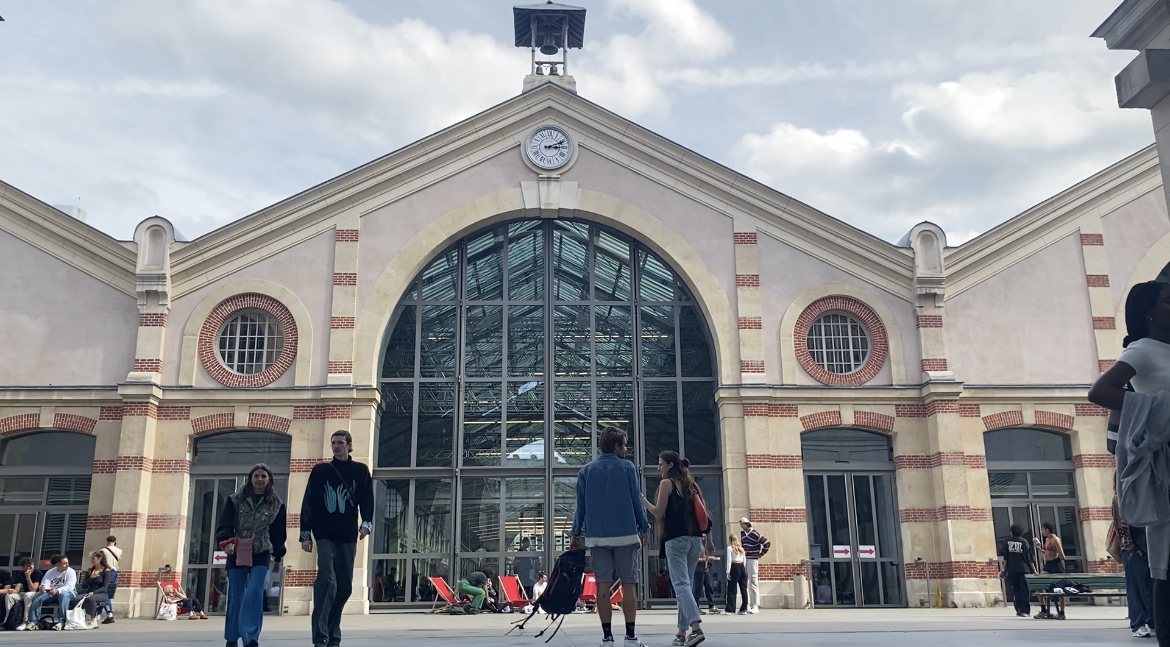 CENTQUATRE LIEU DE RENCONTRE ARTISTIQUES