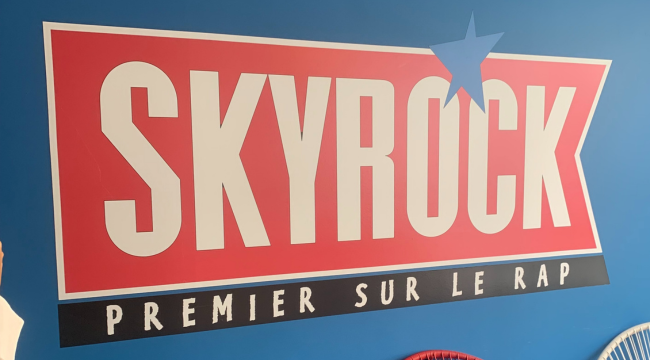 SKYROCK : la radio urbaine française, de ses origines à son influence aujourd’hui