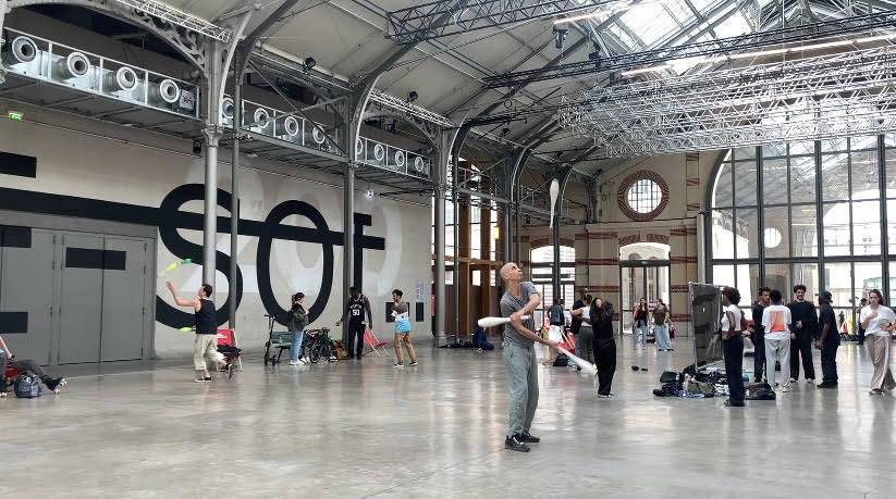 Le Centquatre : un centre artistique multidisciplinaire au coeur de Paris